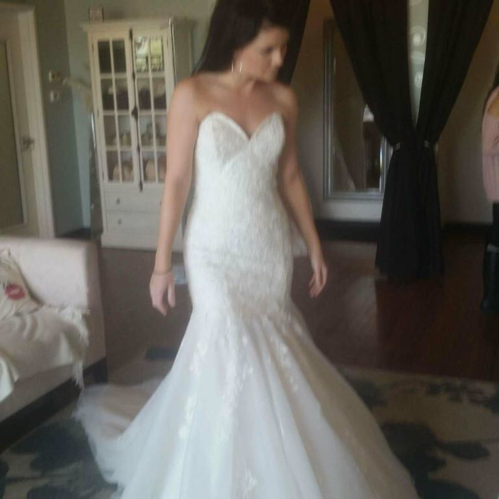 Never worn wedding dress